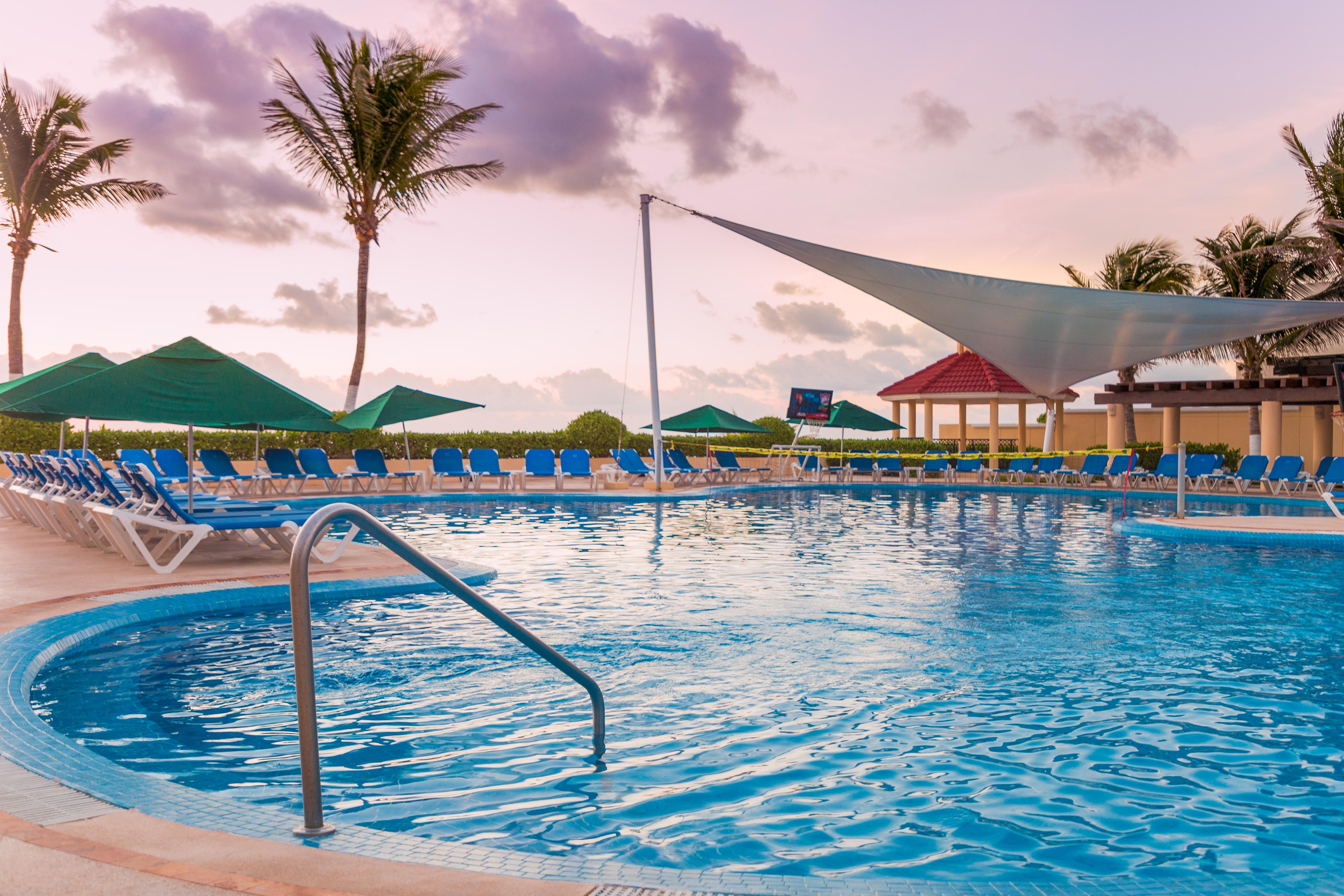 Gr Solaris Cancun Bagian luar foto